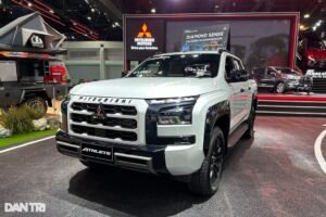 See Mitsubishi Triton 2024 about to be sold in Vietnam, some points are still not equal to Ranger 2