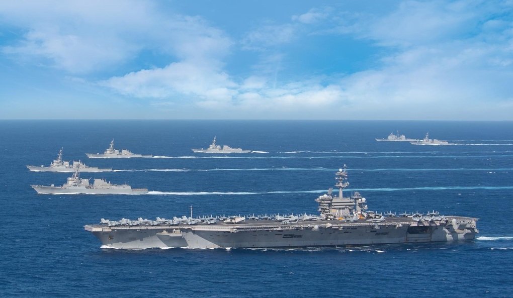 The US and China compete in naval fleets 0