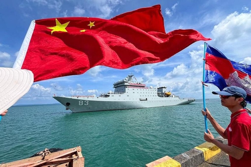 Two Chinese warships arrived in Cambodia for exercises 0